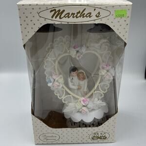 Vtg Martha's Porcelain Bride & Groom‎ Figurine Flower Arch Wedding Cake Topper
